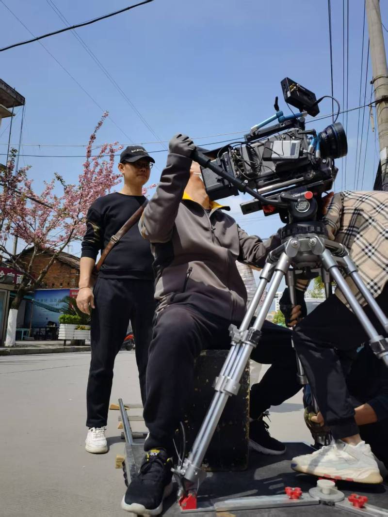 康乐县广告片拍摄：快消品牌爆款之选，网感内容适配社媒传播！